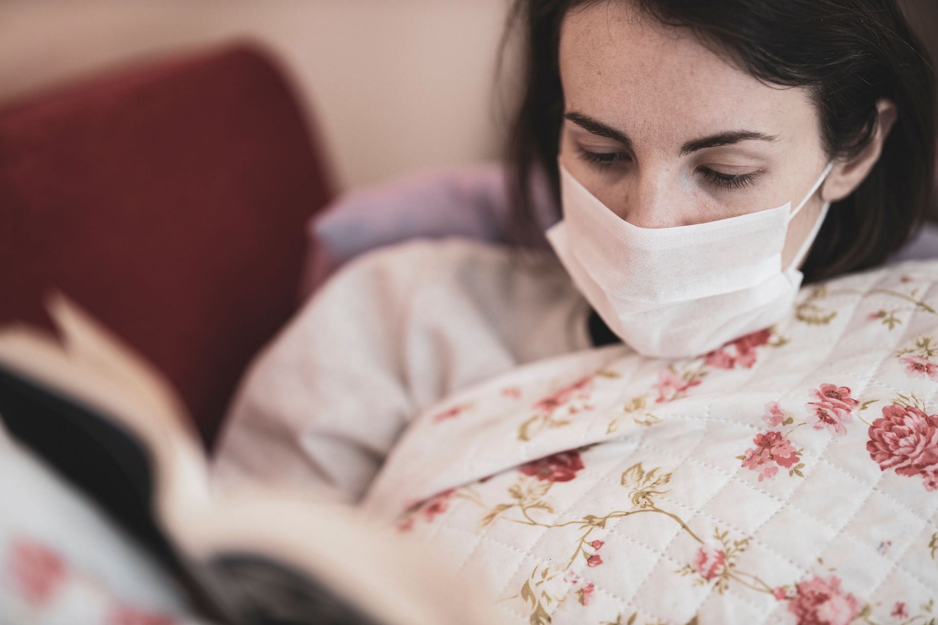 Seasonal flu (Image via Unsplash/Engin Akyurt)